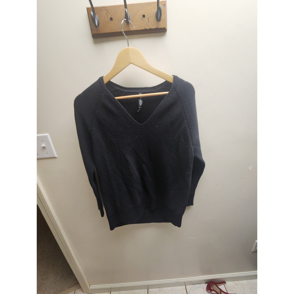 Athleta Black V Neck Textured Knit Pullover Sweater‎ Size S
